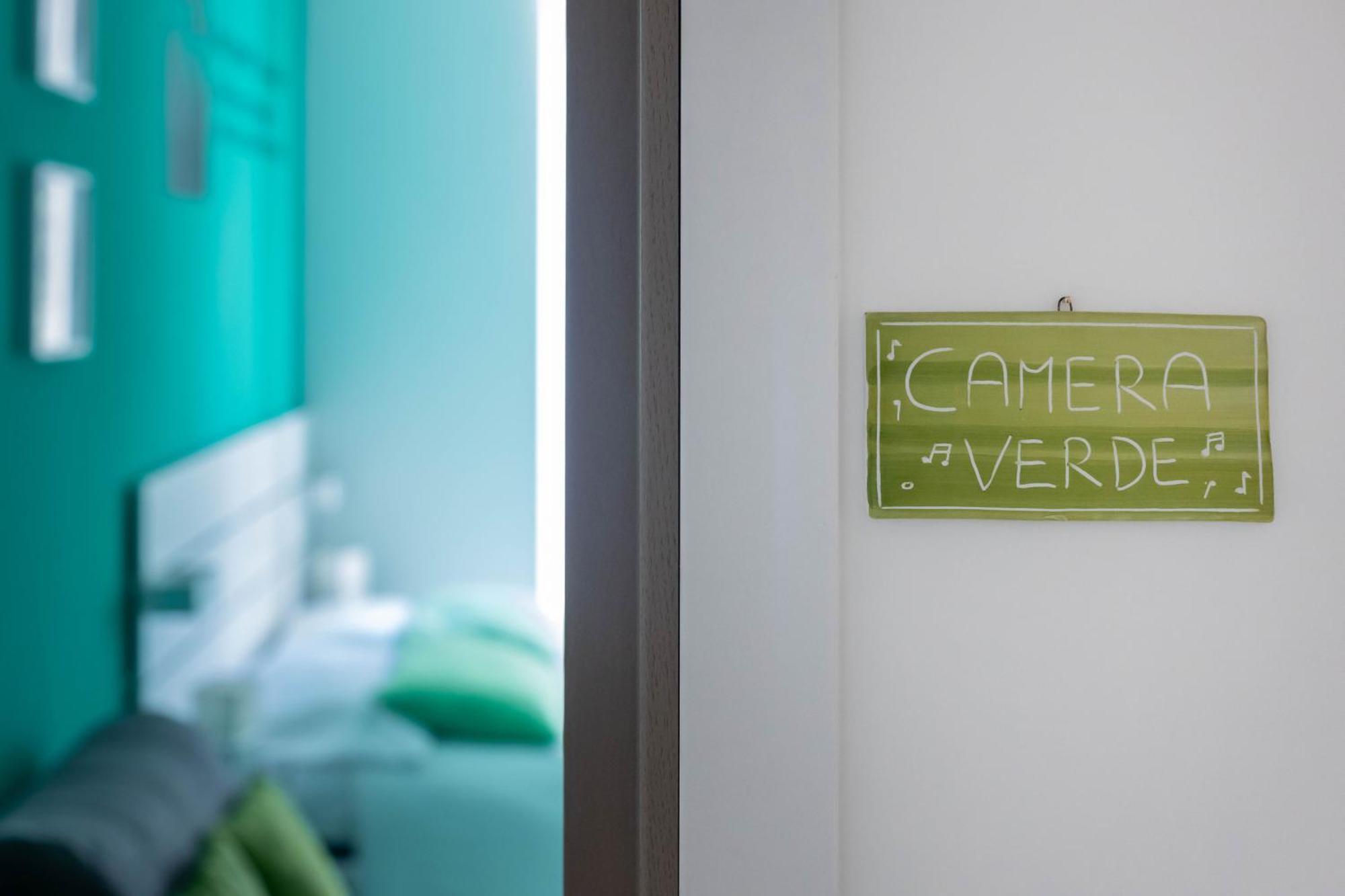 Colori E Note Bed & Breakfast Naples Luaran gambar